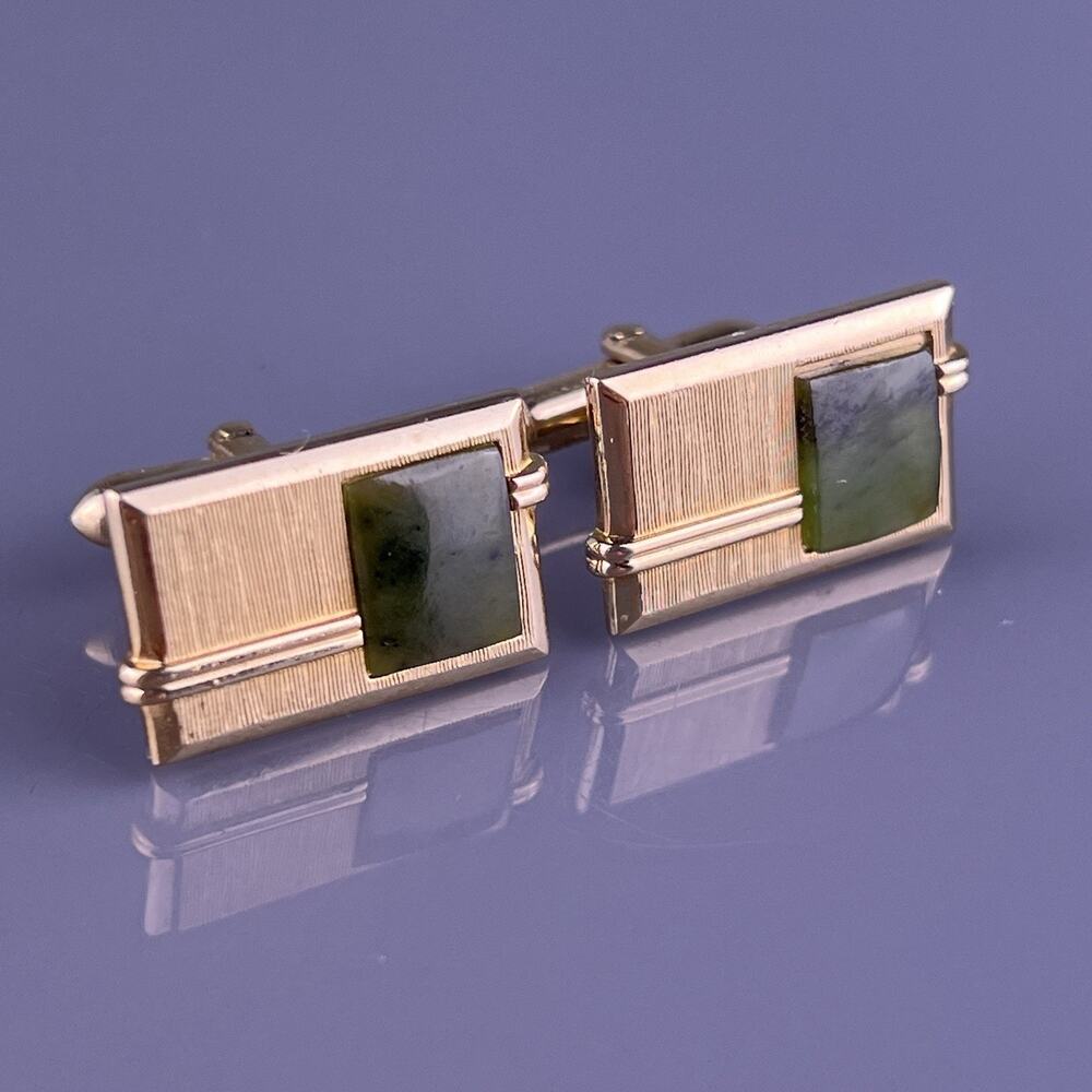 Square Green Jade Stone Cufflinks Gold Tone Florentine Finish Swank Vintage